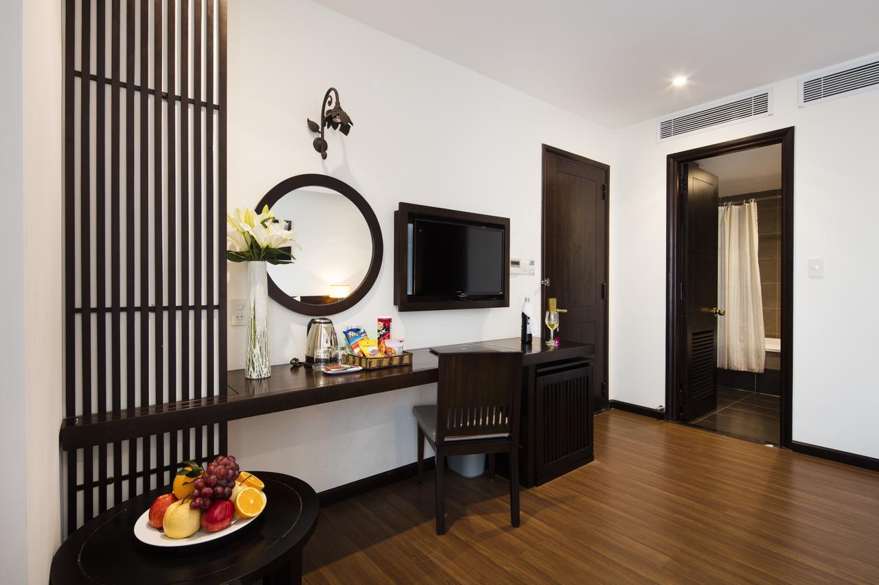 Edele Nha Trang Hotel Bagian luar foto