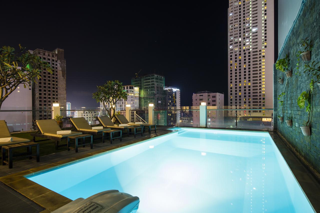 Edele Nha Trang Hotel Bagian luar foto