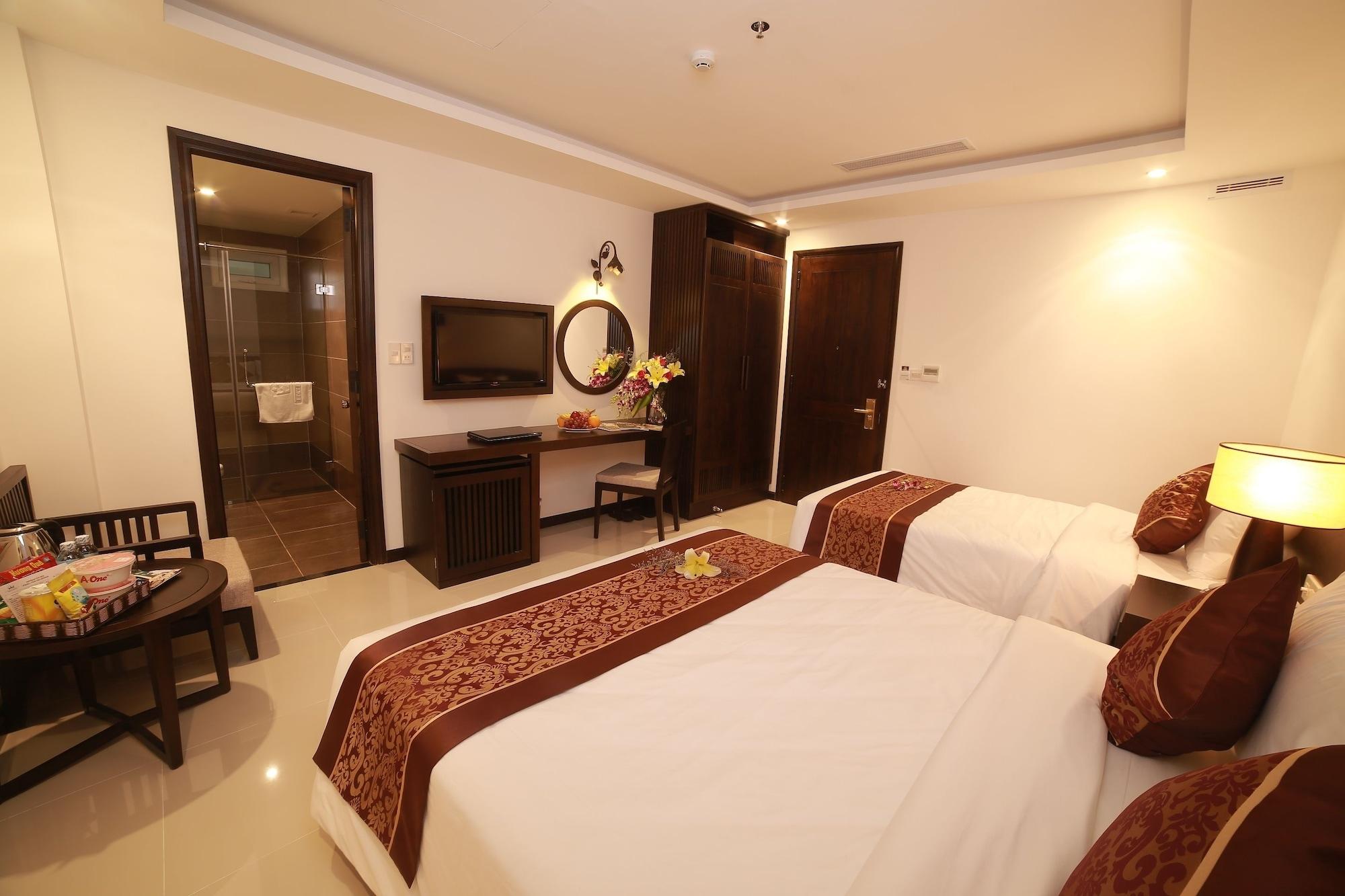 Edele Nha Trang Hotel Bagian luar foto