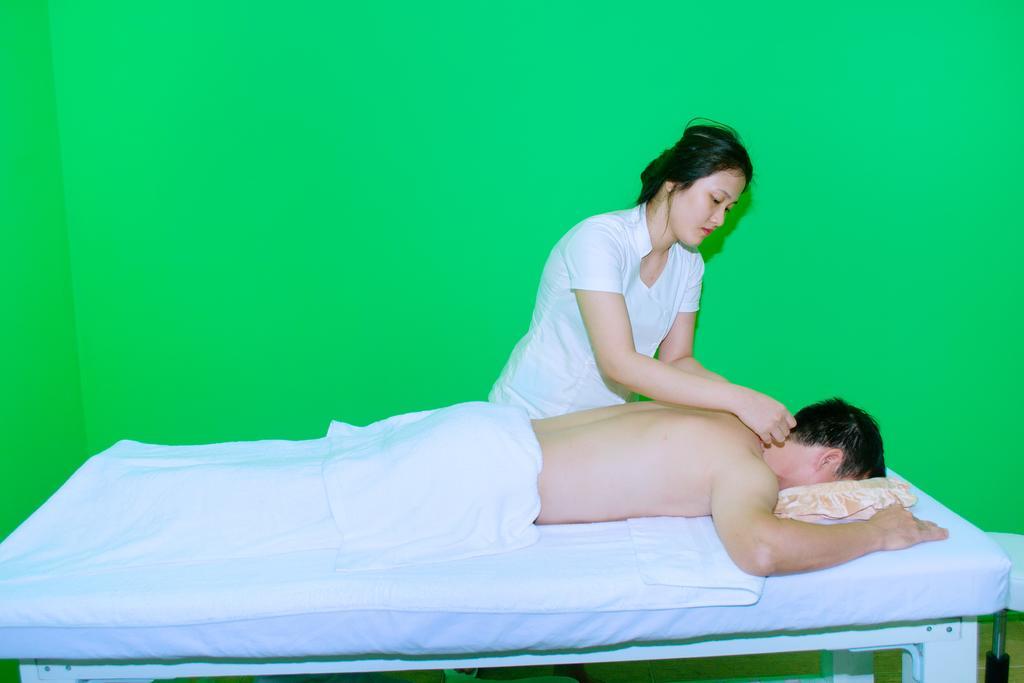 Edele Nha Trang Hotel Bagian luar foto