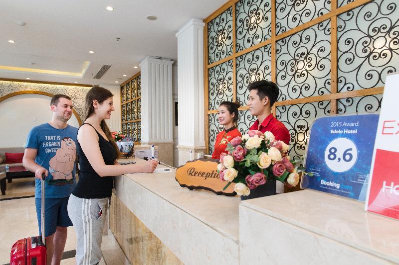 Edele Nha Trang Hotel Bagian luar foto
