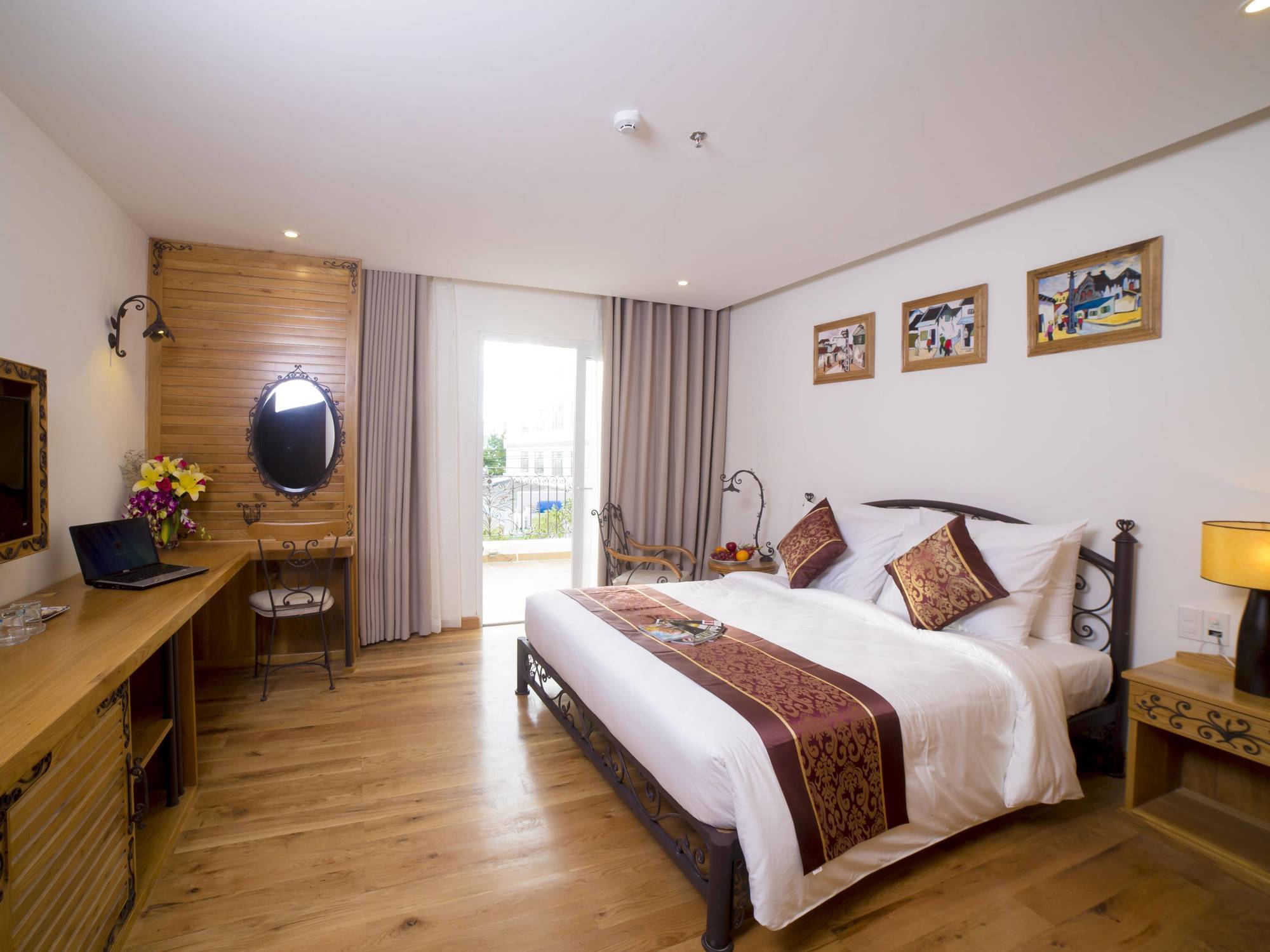 Edele Nha Trang Hotel Bagian luar foto